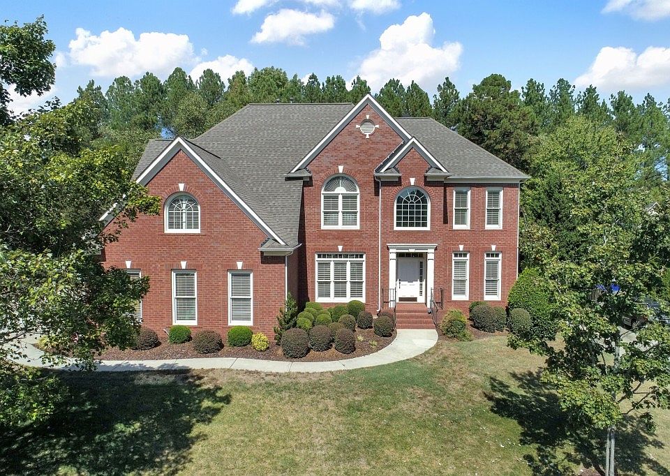 1st image of 2419 Thomashire Ct