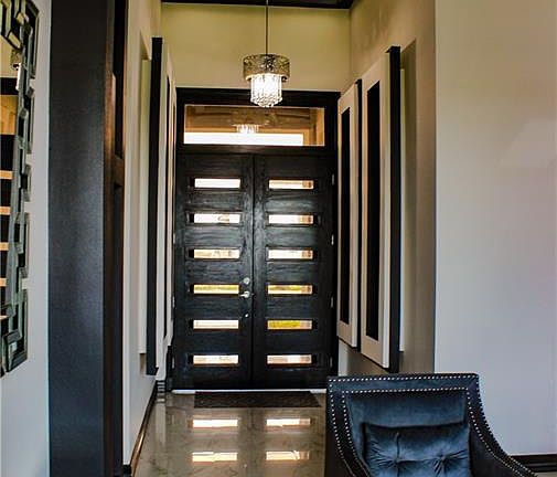 3rd image of 5105 N Mockingbird Ave