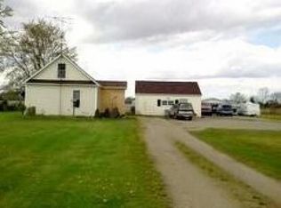 1606 Bad Axe Rd, Bad Axe, MI 48413