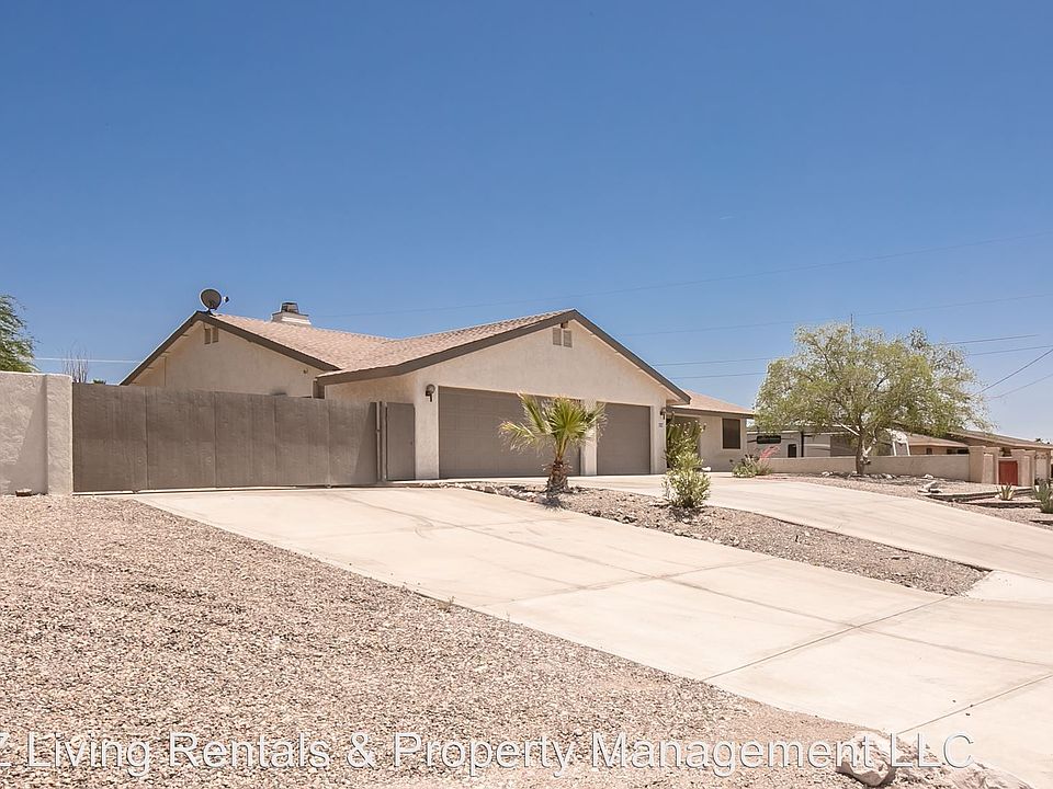 1st image of 3120 Horseshoe Canyon Dr
