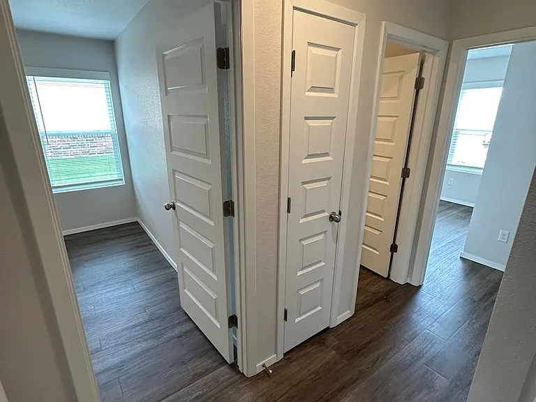 3216 E Jacob Ln — Photo 21