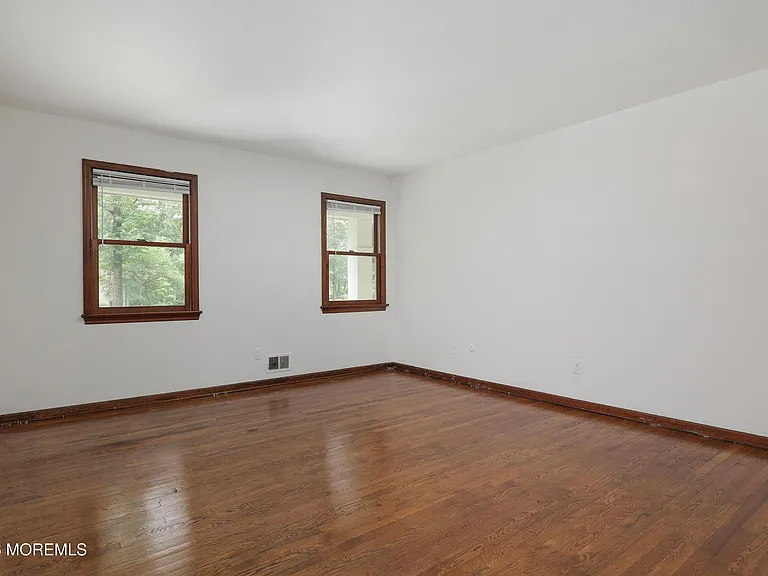 18 Seven Oaks Dr — Photo 22