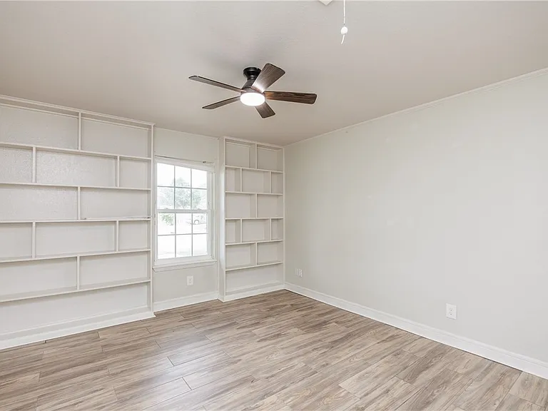 6702 Sahara Dr — Photo 25