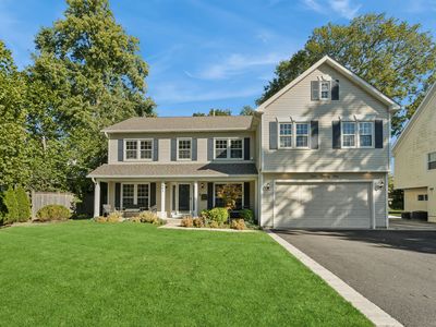 591 Greenwood Rd, Northbrook, IL, 60062