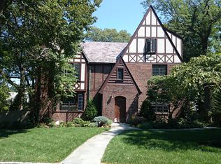 30 Chestnut Hill Rd, Newton, MA 02467