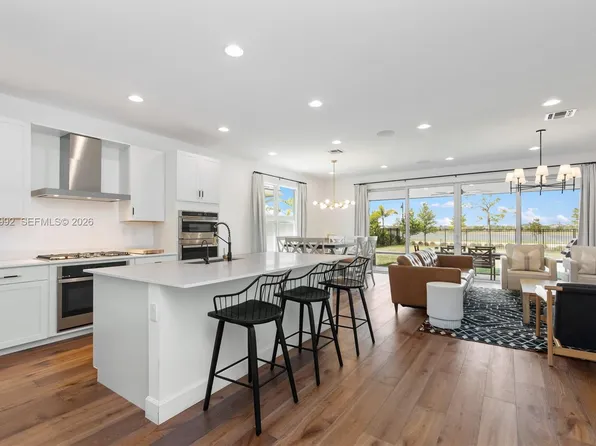 19510 Broad Shore Walk, Loxahatchee, FL 33470