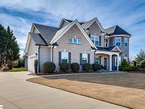 2nd image of 19 Cool Meadow Way