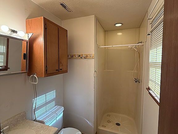 Primary Bedroom Bathroom