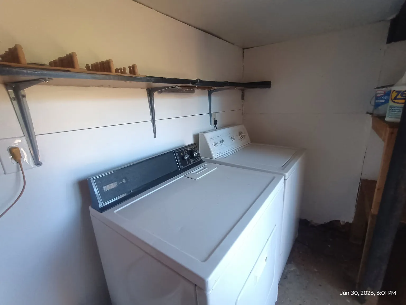 1 bed, 800 sqft, $1,300 — Photo 4