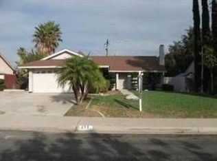 277 N Driftwood Ave, Rialto, CA 92376