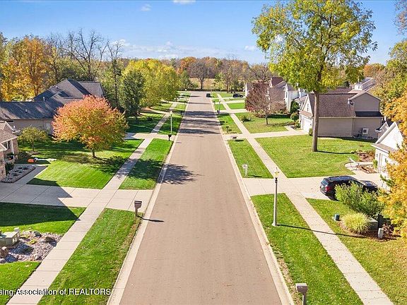 5th image of 1218 Sweetgrass Dr