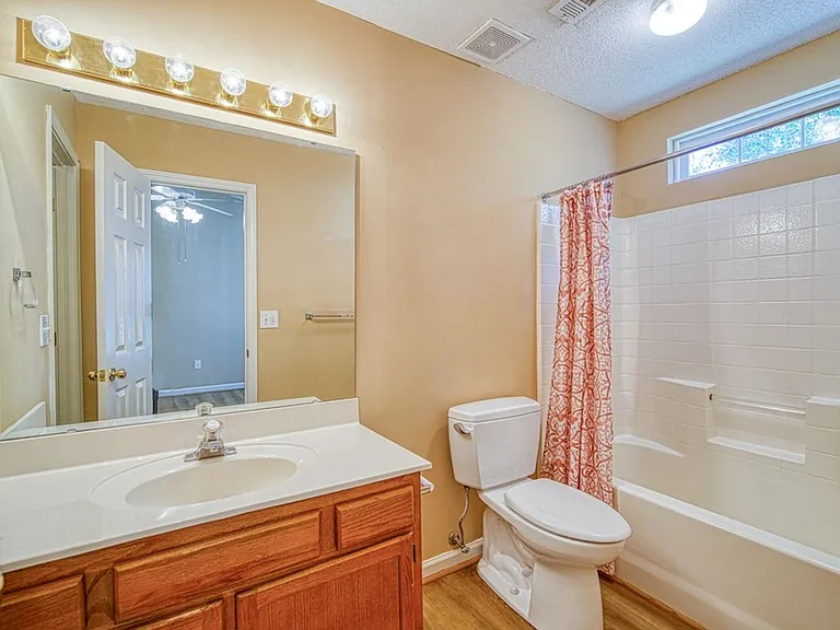 17 Waterfield Ct — Photo 37