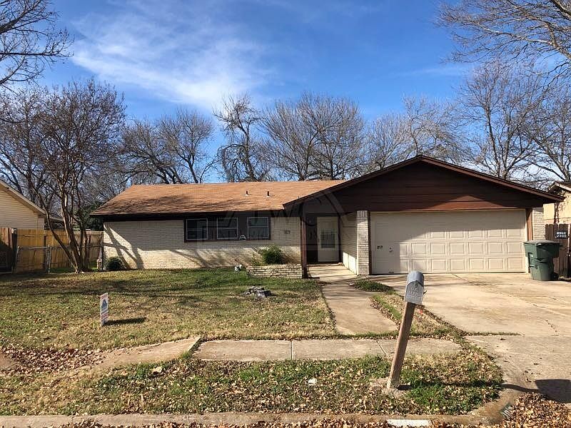 1st image of 1817 Gaynor Dr