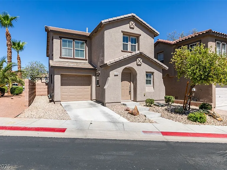 1155 Paradise Garden Dr — Photo 2