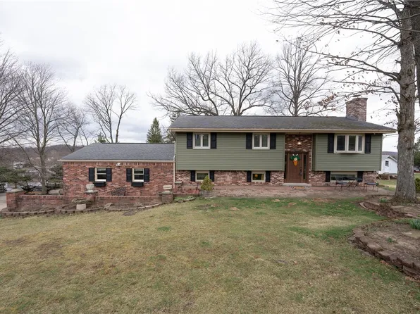 716 W 5th Ave, Derry, PA 15627