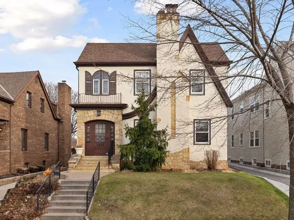 4433 Vincent Ave S Floor 2, Minneapolis, MN 55410
