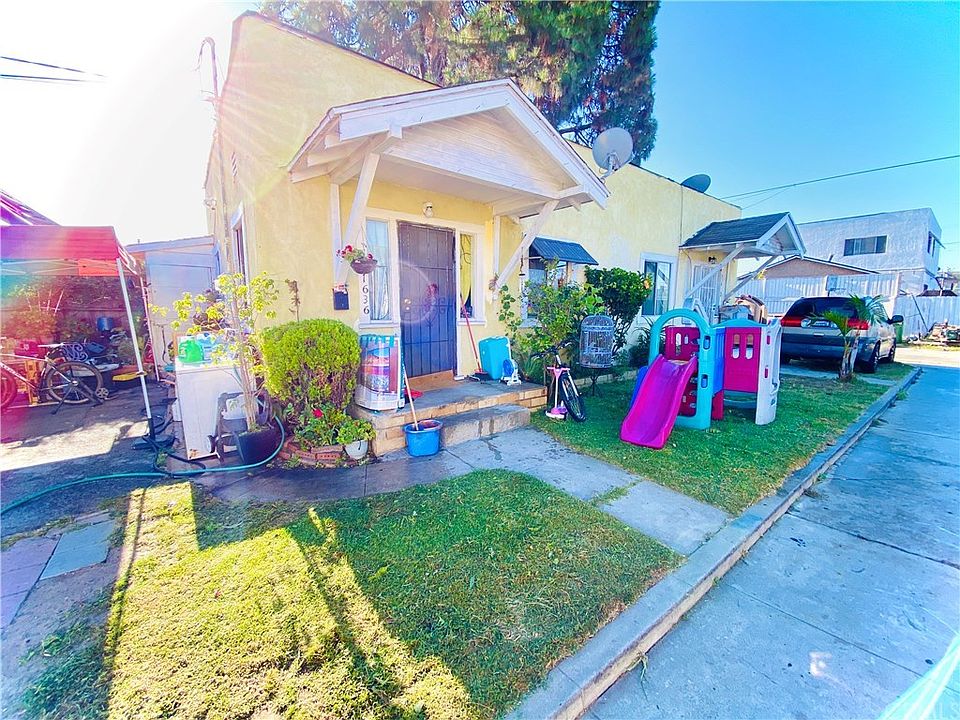 1st image of 1636 W 216th St