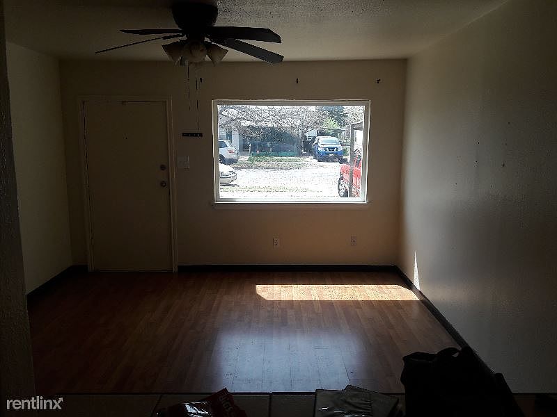 2nd image of 2514 1st Pl