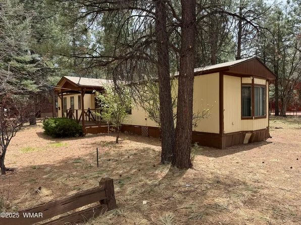 2898 Paint Pony Ln, Overgaard, AZ 85933