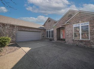2222 Crosswalk Ln, Newburgh, IN 47630