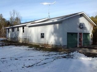 1323 Hoag Rd, Petoskey, MI 49770