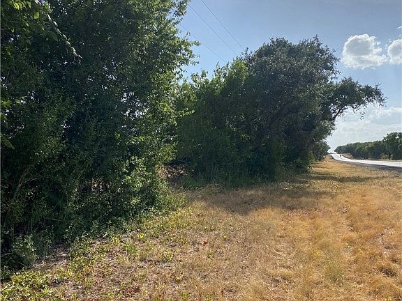 2nd image of 2701 Fm 32 Hwy #B