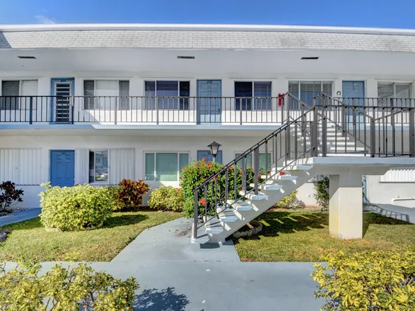 2400 Lake Osborne Drive #212, Lake Worth Beach, FL 33461