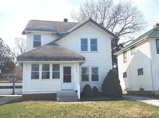 17726 Crestland Rd, Cleveland, OH 44119