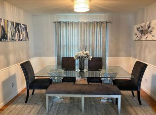 1152 Martin Manor Pl, Florissant, MO 63031