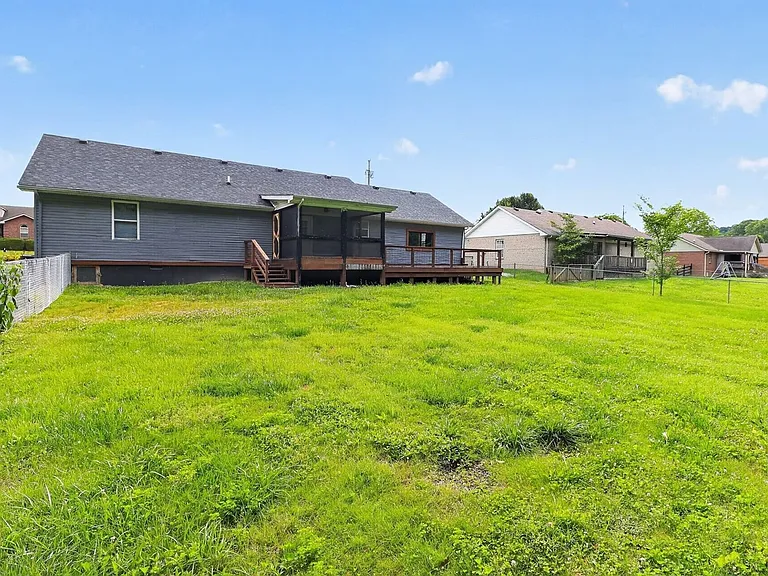 78 Misty Dr — Photo 31