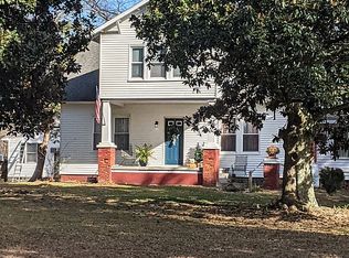 1300 Carsley Rd, Dendron, VA 23839