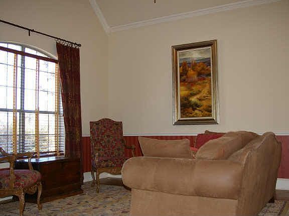 3rd image of 10 Siesta Cir
