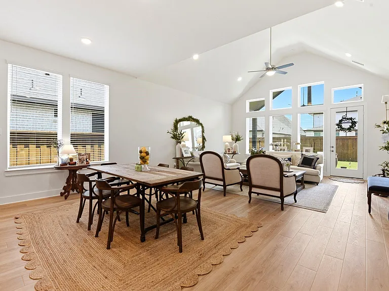27927 Spring Falls Ct — Photo 11
