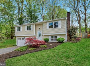 10725 Freds Oak Ct, Burke, VA 22015