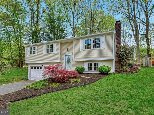 10725 Freds Oak Ct, Burke, VA 22015
