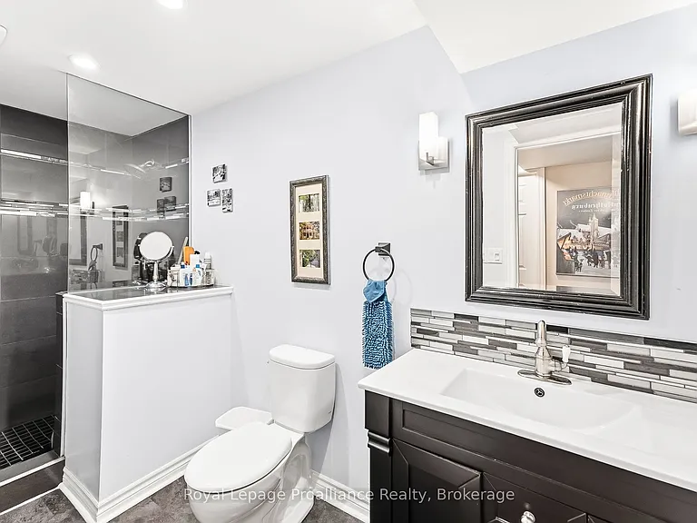 37 Ravine Dr — Photo 45