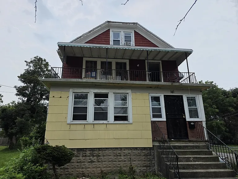 141 Leroy Ave #1 — Photo 1