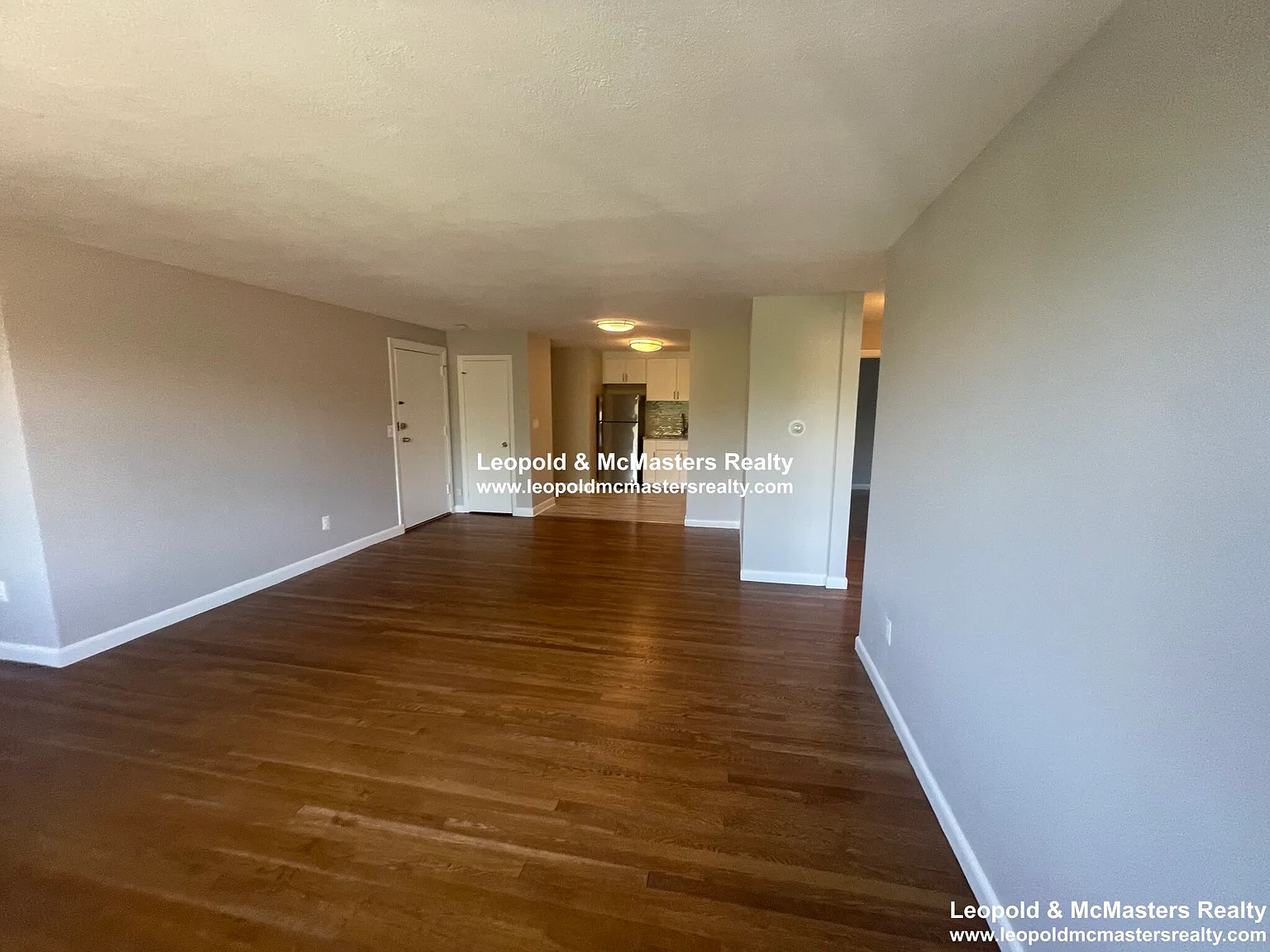 2 bed, 1175 sqft, $3,700 — Photo 3