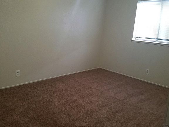 3rd image of 1821 Helena Ave APT H