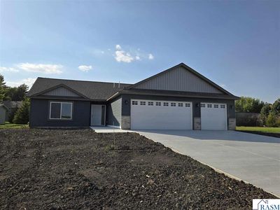 1427 Cullen St, Saint Peter, MN, 56082