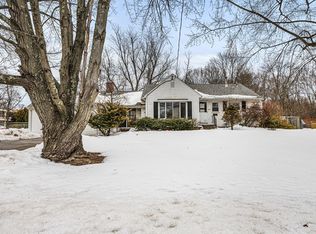 331 Dale St, Chicopee, MA 01013