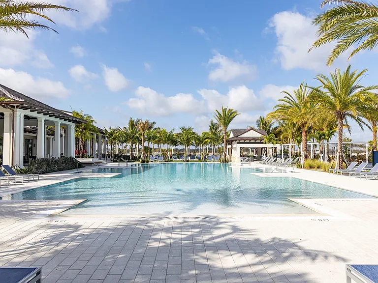 Clubhouse big pool