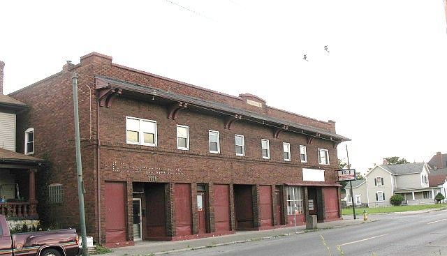1st image of 2500 E 5th St