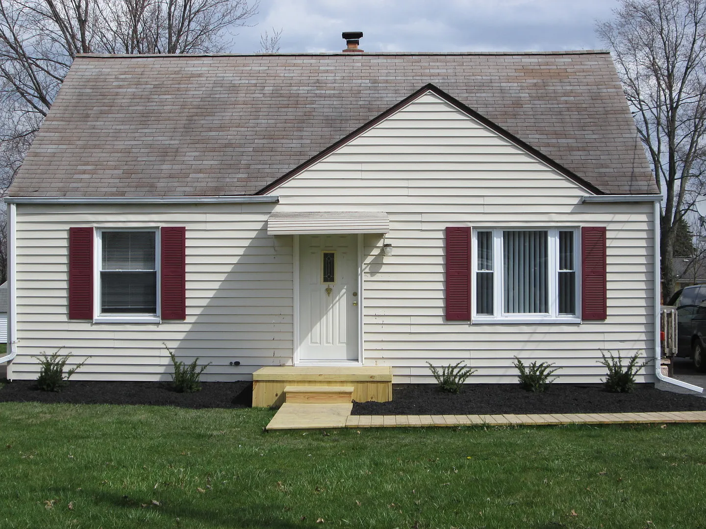 3 Bedroom Home — Photo 2