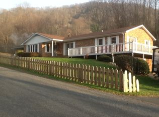 768 Odoms Chapel Rd, Bakersville, NC 28705