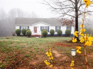 253 Rhodies Rd, Prospect, VA 23960