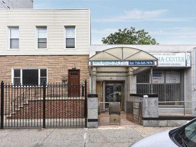 3280 31st St, Long Island City, NY, 11106