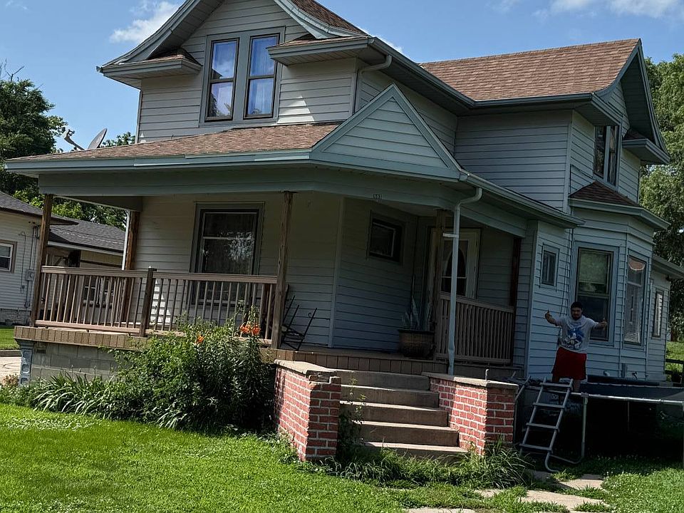 1st image of 803 W Cedar St