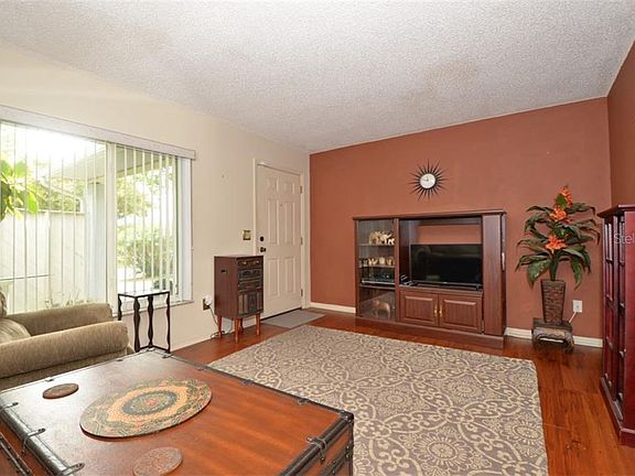 5th image of 5824 Marble Ct