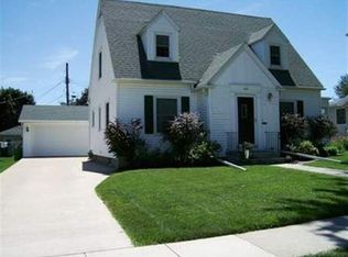 405 Grandview Ave, Waupun, WI 53963
